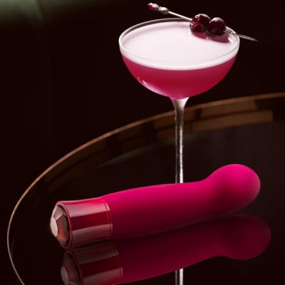 Oh My Gem Classy Rechargeable Silicone Vibrator