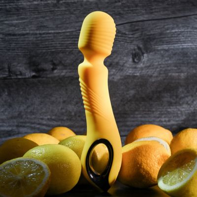 Buttercup Silicone Rechargeable Wand Massager