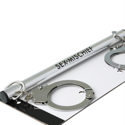 Spreader Bar with Metal Cuffs
